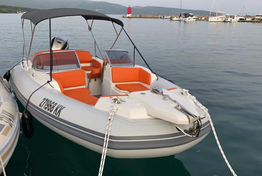 Marlin 24 SR - iz grada Krka 